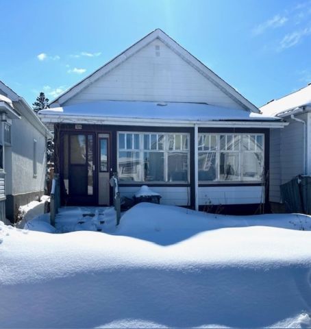 326 Heron Street