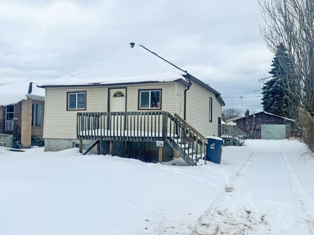 1336 Home Avenue Thunder Bay ON