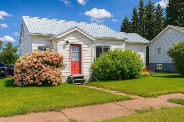 458 Francis Street East Thunder Bay ON