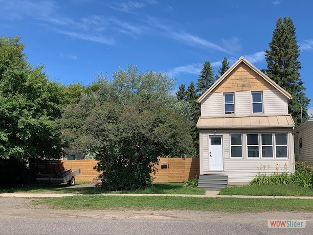 227 Amelia Street East