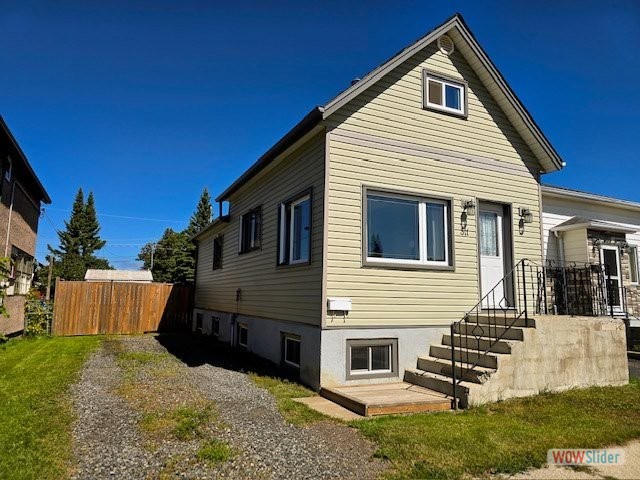 311 Francis Street E