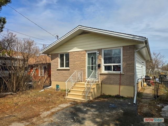 326 Dewe Ave