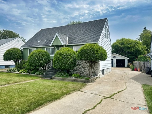 242 Empire Avenue