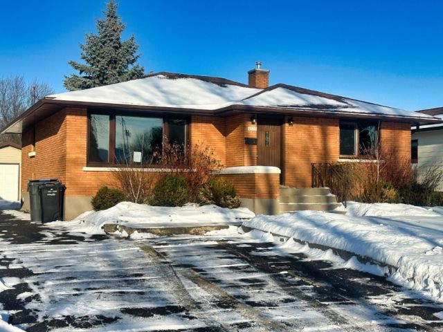 2637 Ridgeway Street East Thunder Bay ON