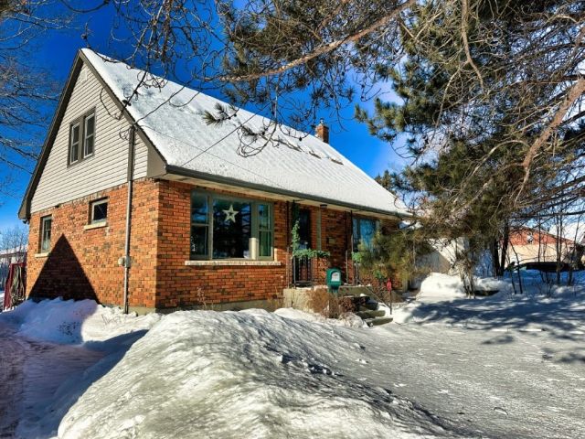 333 Shuniah Street Thunder Bay ON