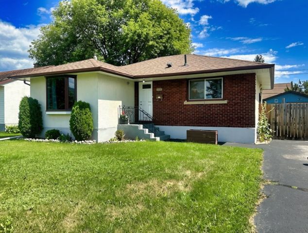 464 James Street South Thunder Bay ON