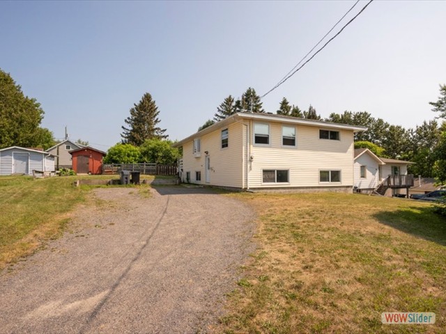 40 Lawrence Ave