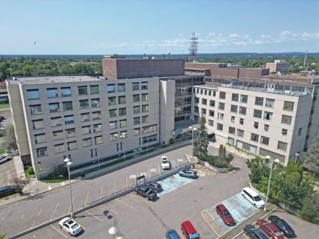 325 Archibald St South Unit 104