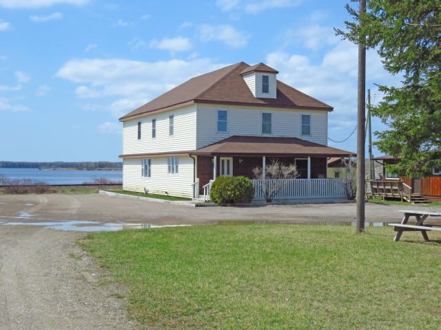 Longlac Lodge and Cabins