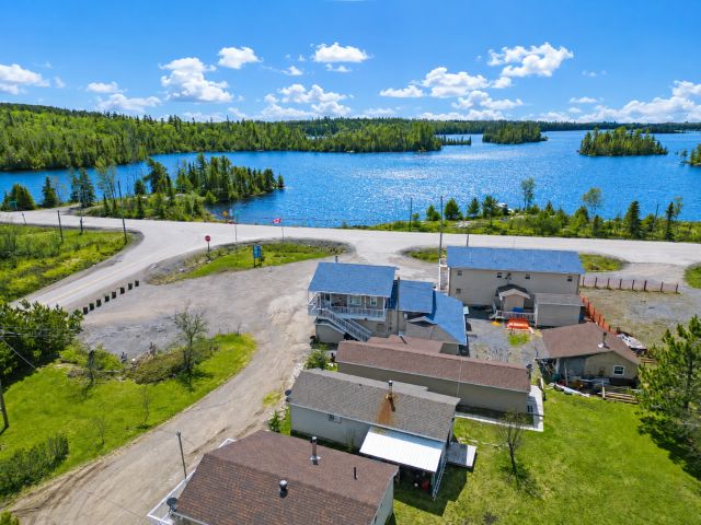 406 Hwy 11 - 623 Atikokan