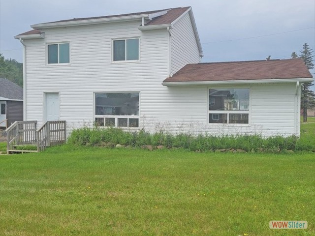 2 Howe Street
