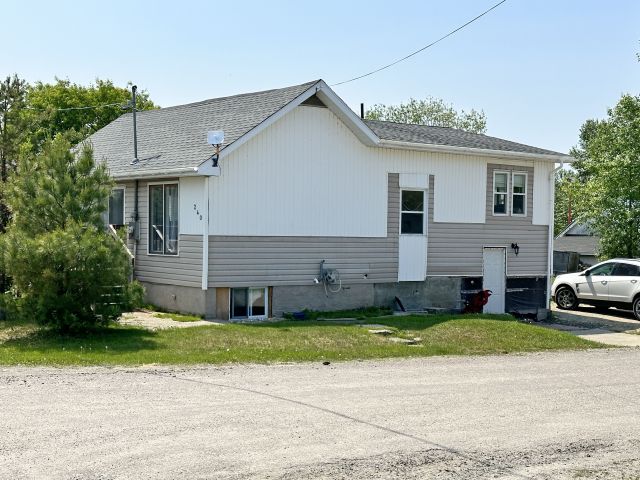 240 Walker Street East Beardmore ON