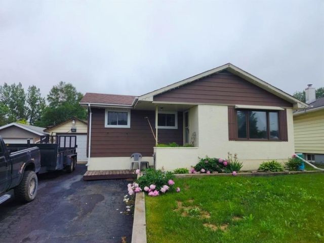 6 Mona Drive Manitouwadge ON