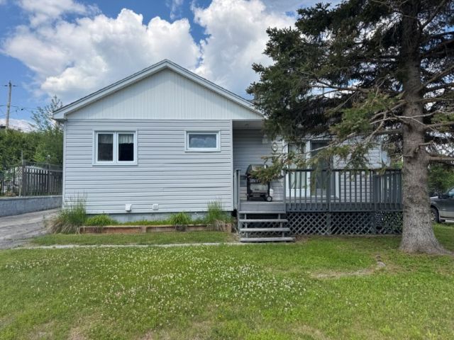 96 Warble Drive Manitouwadge ON