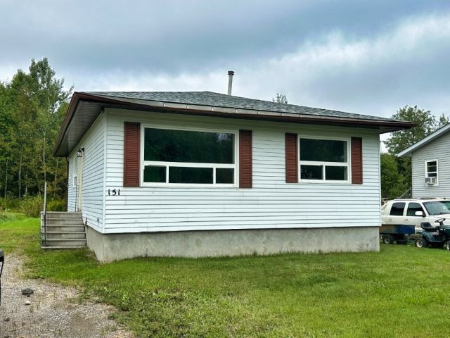 151 Harkness  Street Nipigon ON