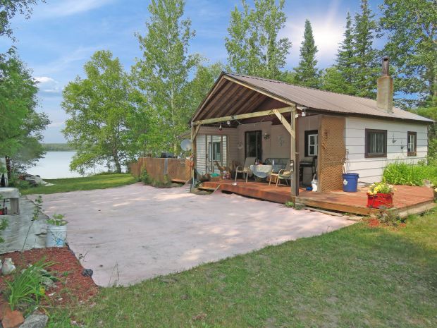 278 Polly Lake Rd Nipigon ON